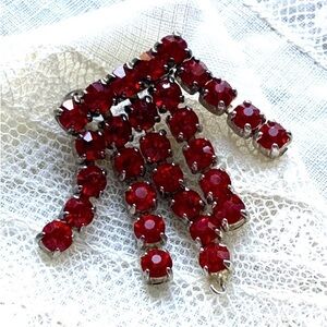 Vintage Ruby Red Rhinestone Pin Brooch Woman’s Jewelry Luxury Hollywood Style